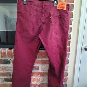 513 Levi's Burgundy